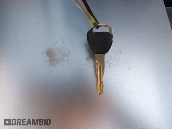 1998 Honda Accord LX z VIN 1HGCG1642WA065770, wystawiony jako IAAI lot #42278962 z przebiegiem 358 127 mil mil oraz . Historia ofert i sprzedaży dostępna na DreamBid. Obrazek 11.