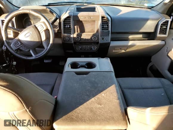 2018 Ford F-150 XLT z VIN 1FTEW1EP8JFE44855, wystawiony jako Copart lot #87388455 z przebiegiem 116 421 mil mil oraz Czysty tytuł • Clean title. Historia ofert i sprzedaży dostępna na DreamBid. Obrazek 8.