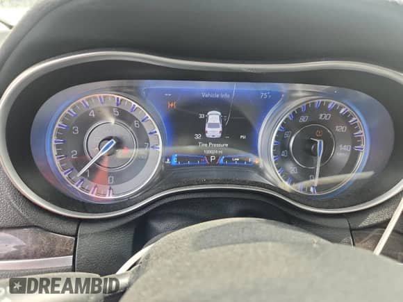 2019 Chrysler 300 Limited с VIN 2C3CCAKG0KH690923, выставлен на аукционе Copart как лот 61100655 с пробегом 189 024 миль миль и Списание • Salvage title. История ставок и продаж доступна на DreamBid. Изображение 9.