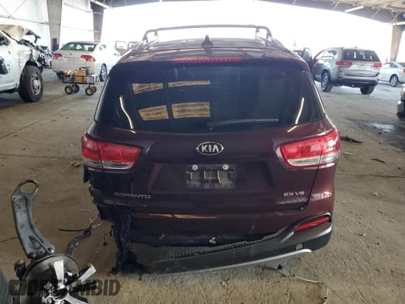 2017 Kia Sorento EX with VIN 5XYPH4A52HG282849, listed as a Copart auction lot 69698945 with 51,287 mi miles and Salvage title. Bid and sale history available at DreamBid. Image 6.