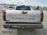 2004 Nissan Frontier XE z VIN 1N6ED29Y24C409987, wystawiony jako Copart lot #69948344 z przebiegiem 193 245 mil mil oraz Szkoda całkowita • Salvage title. Historia ofert i sprzedaży dostępna na DreamBid. Obrazek 6.