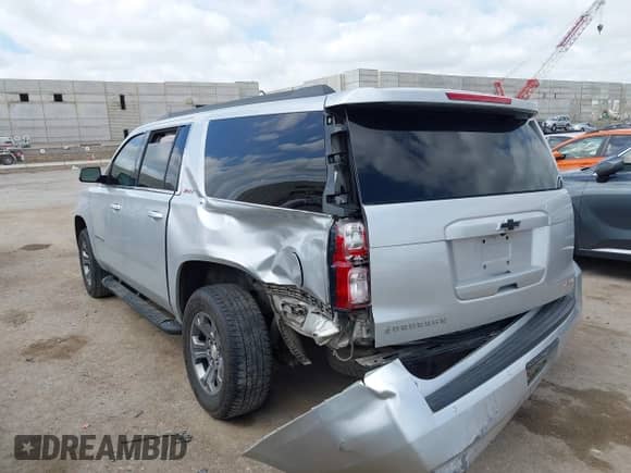 2019 Chevrolet Suburban LT с VIN 1GNSKHKC6KR262748, выставлен на аукционе IAAI как лот 42573141 с пробегом 137 301 миль миль и . История ставок и продаж доступна на DreamBid. Изображение 3.