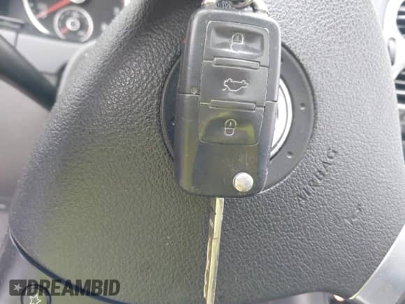 2010 Volkswagen Tiguan SE с VIN WVGBV7AX7AW510970, выставлен на аукционе IAAI как лот 43451666 с пробегом 146 651 миль миль и . История ставок и продаж доступна на DreamBid. Изображение 11.