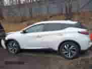 2017 Nissan Murano SL with VIN 5N1AZ2MH3HN145615, listed as a IAAI auction lot 41914576 with 157,990 mi miles and . Bid and sale history available at DreamBid. Image 14.