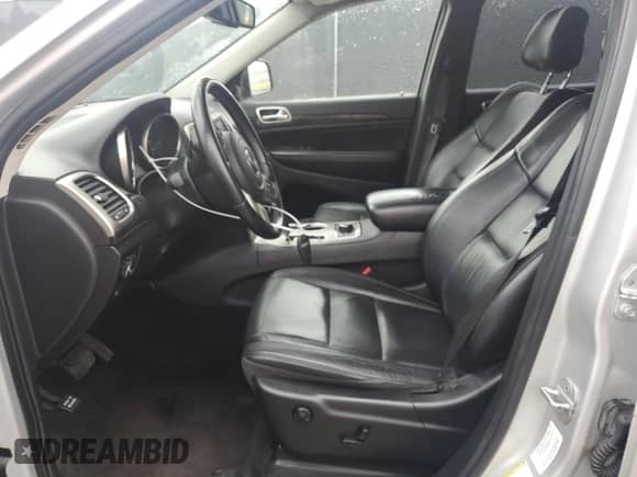 2011 Jeep Grand Cherokee Laredo с VIN 1J4RR4GT8BC636679, выставлен на аукционе Copart как лот 82121135 с пробегом 183 912 миль миль и Чистый • Clean title. История ставок и продаж доступна на DreamBid. Изображение 7.