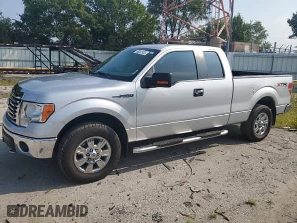 2012 Ford F-150 XL z VIN 1FTFX1EF3CFB89267, wystawiony jako Copart lot #69203925 z przebiegiem 86 756 mil mil oraz Czysty tytuł • Clean title. Historia ofert i sprzedaży dostępna na DreamBid. Obrazek 1.