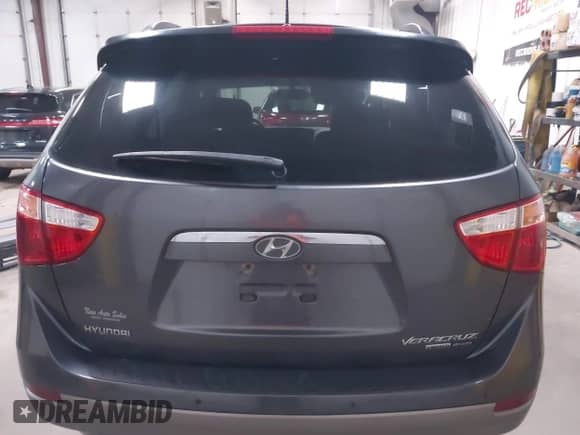 2010 Hyundai Veracruz Limited с VIN KM8NUDCC4AU135656, выставлен на аукционе IAAI как лот 42187192 с пробегом 137 574 миль миль и . История ставок и продаж доступна на DreamBid. Изображение 17.