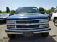 1999 Chevrolet Suburban с VIN 3GNGK26J4XG221019, выставлен на аукционе Copart как лот 59517325 с пробегом 112 023 миль миль и Чистый • Clean title. История ставок и продаж доступна на DreamBid. Изображение 5.