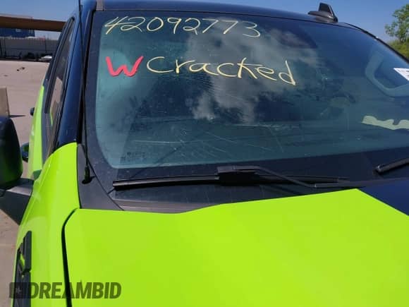 2022 Chevrolet Silverado 1500 RST z VIN 1GCUDEED7NZ585337, wystawiony jako IAAI lot #42092773 z przebiegiem 37 402 mil mil oraz . Historia ofert i sprzedaży dostępna na DreamBid. Obrazek 22.