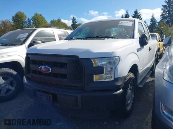 2015 Ford F-150 XL z VIN 1FTEX1CP2FKF08774, wystawiony jako IAAI lot #43351036 z przebiegiem 182 406 mil mil oraz . Historia ofert i sprzedaży dostępna na DreamBid. Obrazek 17.