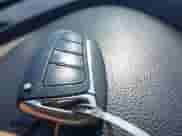 2015 Hyundai Santa Fe с VIN 5XYZU3LB0FG235754, выставлен на аукционе IAAI как лот 43240391 с пробегом 152 266 миль миль и . История ставок и продаж доступна на DreamBid. Изображение 11.