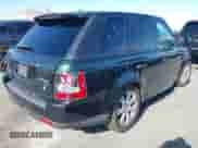 2010 Land Rover Range Rover Sport HSE Lux z VIN SALSK2D48AA212810, wystawiony jako IAAI lot #41943041 z przebiegiem 111 896 mil mil oraz . Historia ofert i sprzedaży dostępna na DreamBid. Obrazek 4.