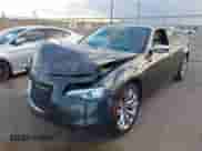 2018 Chrysler 300 Limited с VIN 2C3CCAEG4JH137122, выставлен на аукционе IAAI как лот 43017068 с пробегом 124 991 миль миль и . История ставок и продаж доступна на DreamBid. Изображение 2.