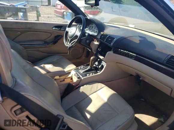 2004 BMW 3 Series 330Ci with VIN WBABW534X4PL45355, listed as a Copart auction lot 84639005 with 172,723 mi miles and Salvage title. Bid and sale history available at DreamBid. Image 8.