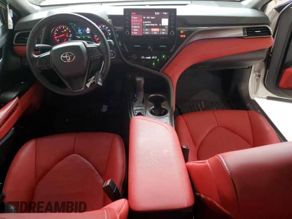 2022 Toyota Camry XSE with VIN 4T1K61BK5NU070245, listed as a Copart auction lot 67200495 with 29,157 mi miles and Clean title. Bid and sale history available at DreamBid. Image 8.