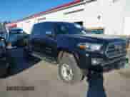 2016 Toyota Tacoma Limited z VIN 3TMGZ5AN8GM025523, wystawiony jako IAAI lot #43248174 z przebiegiem 121 943 mil mil oraz . Historia ofert i sprzedaży dostępna na DreamBid. Obrazek 1.