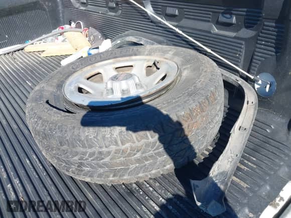 2018 GMC Sierra 1500 with VIN 1GTN1LEC5JZ905953, listed as a IAAI auction lot 43342825 with 79,302 mi miles and . Bid and sale history available at DreamBid. Image 12.