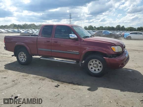 2004 Toyota Tundra SR5 z VIN 5TBBT44164S453674, wystawiony jako Copart lot #69380835 z przebiegiem 214 453 mil mil oraz Czysty tytuł • Clean title. Historia ofert i sprzedaży dostępna na DreamBid. Obrazek 4.