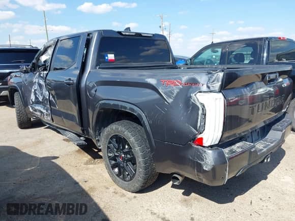 2024 Toyota Tundra SR5 with VIN 5TFLA5AB9RX037625, listed as a IAAI auction lot 43078084 with Not provided miles and . Bid and sale history available at DreamBid. Image 3.