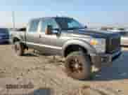 2016 Ford F-250 Lariat z VIN 1FT7W2BT9GEA09082, wystawiony jako Copart lot #84903745 z przebiegiem 183 152 mil mil oraz Szkoda całkowita • Salvage title. Historia ofert i sprzedaży dostępna na DreamBid. Obrazek 4.