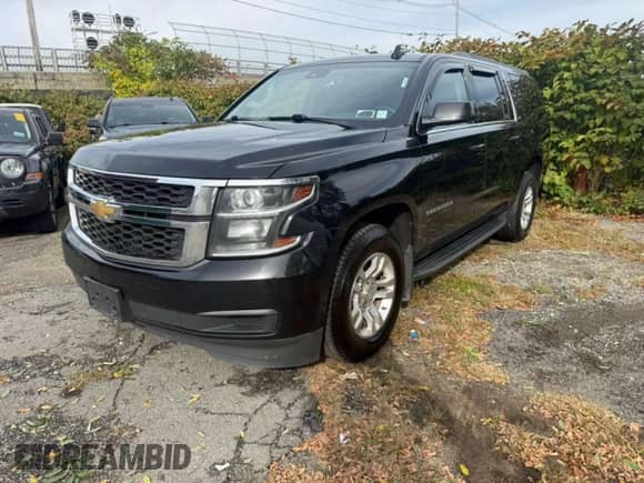 2019 Chevrolet Suburban LT с VIN 1GNSKHKC2KR218438, выставлен на аукционе Copart как лот 87029865 с пробегом 218 915 миль миль и Чистый • Clean title. История ставок и продаж доступна на DreamBid. Изображение 1.