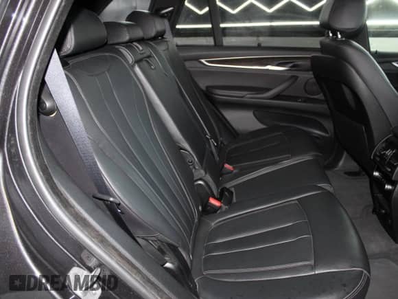 2018 BMW X5 xDrive35i z VIN 5UXKR0C5XJL073705, wystawiony jako Copart lot #66356805 z przebiegiem 54 522 mil mil oraz Czysty tytuł • Clean title. Historia ofert i sprzedaży dostępna na DreamBid. Obrazek 6.