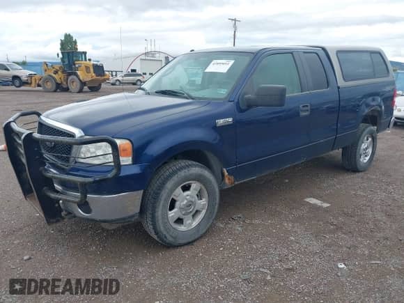 2008 Ford F-150 XLT с VIN 1FTPX14V88FB51098, выставлен на аукционе IAAI как лот 42895051 с пробегом 220 523 миль миль и . История ставок и продаж доступна на DreamBid. Изображение 2.
