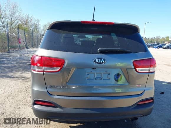 2018 Kia Sorento LX with VIN 5XYPG4A33JG417375, listed as a IAAI auction lot 42222511 with 43,611 mi miles and . Bid and sale history available at DreamBid. Image 16.