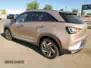 2019 Hyundai NEXO Limited с VIN KM8J84A65KU000722, выставлен на аукционе Copart как лот 53164705 с пробегом 12 857 миль миль и Чистый • Clean title. История ставок и продаж доступна на DreamBid. Изображение 2.