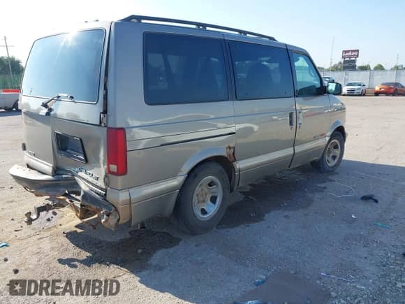 2001 Chevrolet Astro с VIN 1GNEL19W71B115556, выставлен на аукционе IAAI как лот 42695026 с пробегом 326 462 миль миль и . История ставок и продаж доступна на DreamBid. Изображение 4.