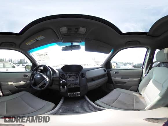 2015 Honda Pilot SE with VIN 5FNYF3H35FB031126, listed as a IAAI auction lot 42509887 with 117,090 mi miles and . Bid and sale history available at DreamBid. Image 17.