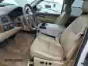 2009 Chevrolet Silverado 1500 LTZ z VIN 1GCEK39099Z258353, wystawiony jako Copart lot #68828515 z przebiegiem 235 665 mil mil oraz Czysty tytuł • Clean title. Historia ofert i sprzedaży dostępna na DreamBid. Obrazek 7.