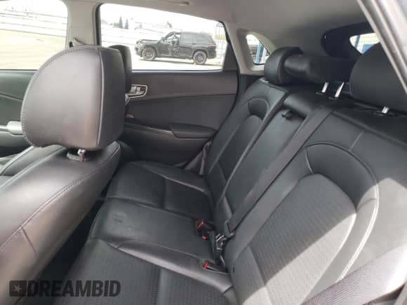2021 Hyundai Kona Limited с VIN KM8K33AG8MU097634, выставлен на аукционе Copart как лот 71722505 с пробегом 42 424 миль миль и Списание • Salvage title. История ставок и продаж доступна на DreamBid. Изображение 10.