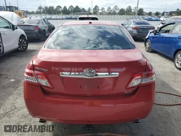 2011 Toyota Camry LE с VIN 4T1BK3EK5BU613480, выставлен на аукционе Copart как лот 90260065 с пробегом 129 615 миль миль и Списание • Salvage title. История ставок и продаж доступна на DreamBid. Изображение 6.