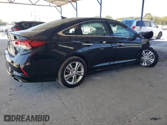 2018 Hyundai Sonata Limited with VIN 5NPE34AF3JH724373, listed as a Copart auction lot 84566355 with 61,456 mi miles and Salvage title. Bid and sale history available at DreamBid. Image 3.