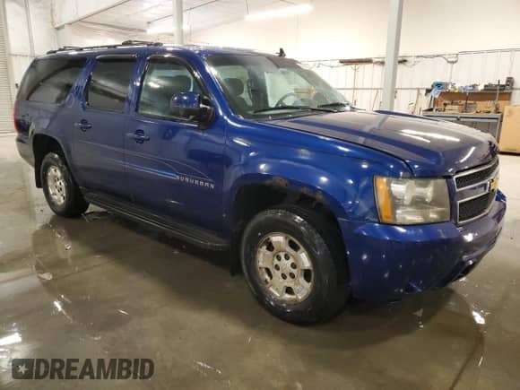 2012 Chevrolet Suburban LS с VIN 1GNSKHE78CR231923, выставлен на аукционе Copart как лот 82618924 с пробегом 234 418 миль миль и Списание • Salvage title. История ставок и продаж доступна на DreamBid. Изображение 4.