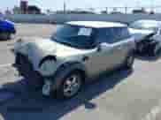 2007 MINI Hardtop with VIN WMWMF33537TT55761, listed as a IAAI auction lot 43072021 with 190,545 mi miles and . Bid and sale history available at DreamBid. Image 2.