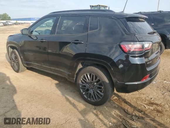 2022 Jeep Compass (RED) Edition with VIN 3C4NJDCBXNT204449, listed as a Copart auction lot 61567965 with 70,180 mi miles and Salvage title. Bid and sale history available at DreamBid. Image 2.