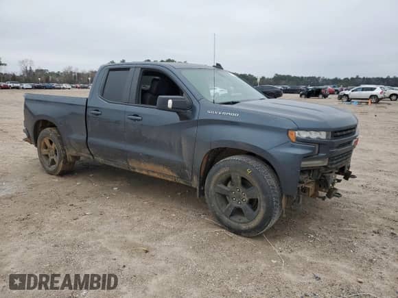 2019 Chevrolet Silverado 1500 RST z VIN 1GCRWDED1KZ326901, wystawiony jako Copart lot #45956575 z przebiegiem 160 390 mil mil oraz Czysty tytuł • Clean title. Historia ofert i sprzedaży dostępna na DreamBid. Obrazek 4.