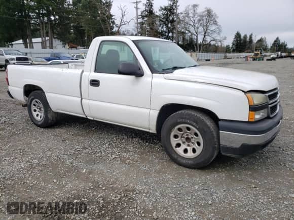 2006 Chevrolet Silverado 1500 Work Truck с VIN 3GCEC14V26G151645, выставлен на аукционе Copart как лот 49298165 с пробегом 107 504 миль миль и Списание • Salvage title. История ставок и продаж доступна на DreamBid. Изображение 4.