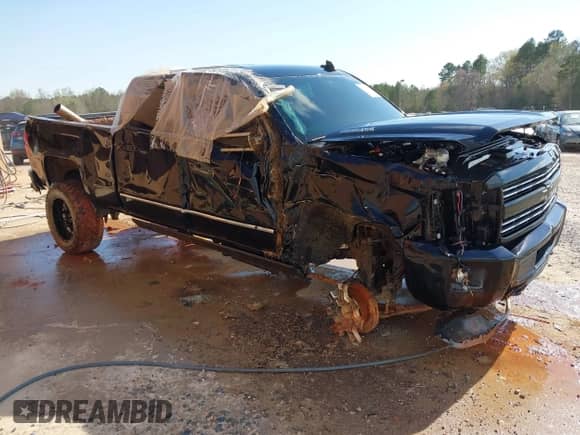 2016 Chevrolet Silverado 2500HD LT z VIN 1GC1KVE85GF250173, wystawiony jako IAAI lot #41199009 z przebiegiem 155 688 mil mil oraz . Historia ofert i sprzedaży dostępna na DreamBid. Obrazek 1.