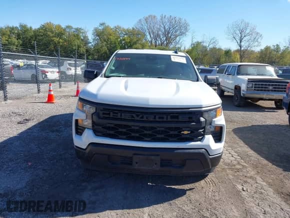 2023 Chevrolet Silverado 1500 Work Truck z VIN 3GCNAAEK3PG336539, wystawiony jako IAAI lot #43511134 z przebiegiem 222 350 mil mil oraz . Historia ofert i sprzedaży dostępna na DreamBid. Obrazek 12.