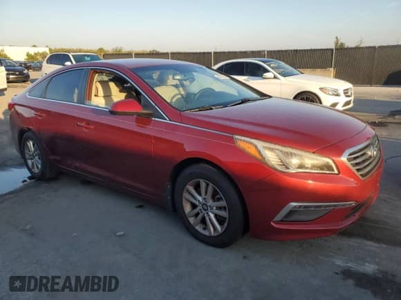 2015 Hyundai Sonata SE с VIN 5NPE24AF4FH170951, выставлен на аукционе Copart как лот 82153985 с пробегом 65 825 миль миль и Списание • Salvage title. История ставок и продаж доступна на DreamBid. Изображение 4.