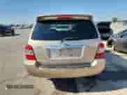 2006 Toyota Highlander Limited z VIN JTEDW21A560004617, wystawiony jako Copart lot #84770195 z przebiegiem 166 132 mil mil oraz Szkoda całkowita • Salvage title. Historia ofert i sprzedaży dostępna na DreamBid. Obrazek 6.