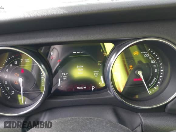 2022 Jeep Wrangler Unlimited Rubicon with VIN 1C4JJXR63NW228550, listed as a IAAI auction lot 41957313 with 15,860 mi miles and . Bid and sale history available at DreamBid. Image 7.