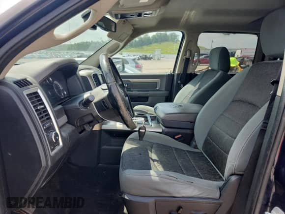 2013 Ram 1500 с VIN 1C6RR7LP8DS572398, выставлен на аукционе Copart как лот 63094245 с пробегом Не указан миль и Чистый • Clean title. История ставок и продаж доступна на DreamBid. Изображение 7.