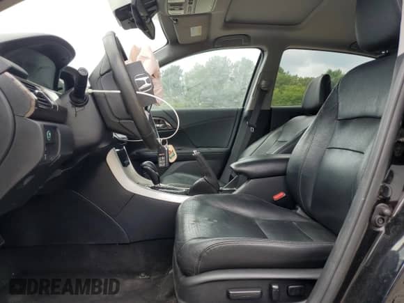 2017 Honda Accord EX-L z VIN 1HGCR2F90HA170452, wystawiony jako Copart lot #68359305 z przebiegiem 144 119 mil mil oraz Szkoda całkowita • Salvage title. Historia ofert i sprzedaży dostępna na DreamBid. Obrazek 7.