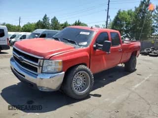 2007 Chevrolet Silverado 3500HD SRW 1LT с VIN 1GCHK33677F515549, выставлен на аукционе Copart как лот 59419304 с пробегом 279 091 миль миль и Списание • Salvage title. История ставок и продаж доступна на DreamBid. Изображение 1.