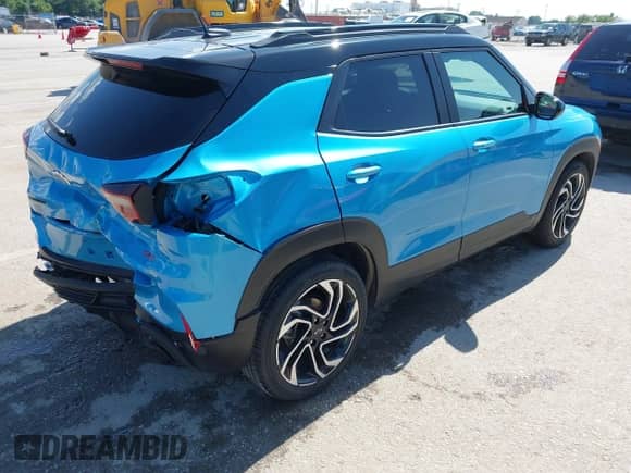 2025 Chevrolet TrailBlazer RS with VIN KL79MTSL4SB013343, listed as a IAAI auction lot 42546286 with 6,438 mi miles and . Bid and sale history available at DreamBid. Image 4.