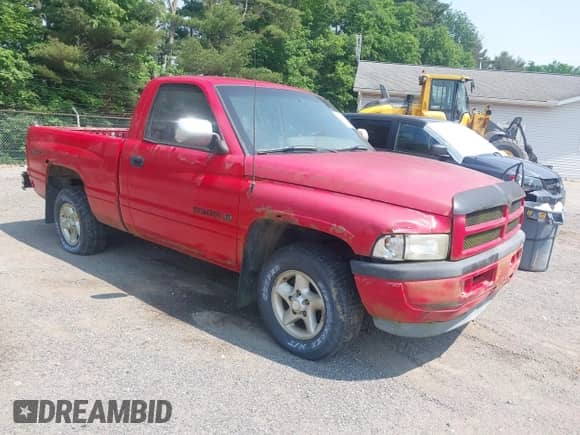 1996 Dodge 1500 with VIN 1B7HC16Y9TJ117863, listed as a IAAI auction lot 42491484 with 119,793 mi miles and . Bid and sale history available at DreamBid. Image 1.